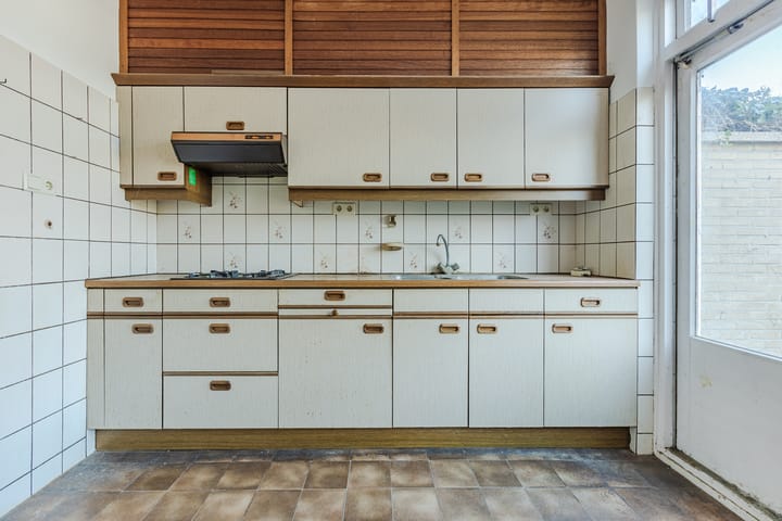 Photo 11 of Meent 57