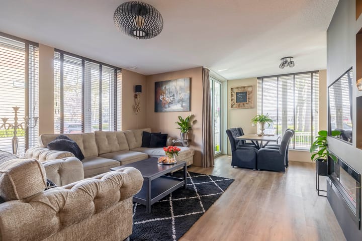 Foto 2 van Bladgroen 4-B