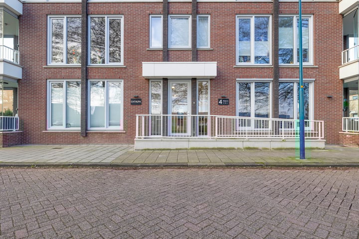 Foto 8 van Bladgroen 4-B