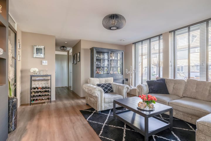 Foto 17 van Bladgroen 4-B