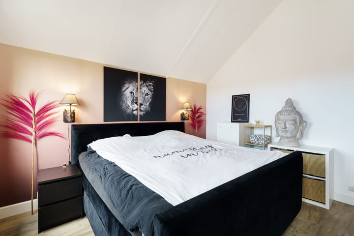 Foto 21 van Pikeur 12