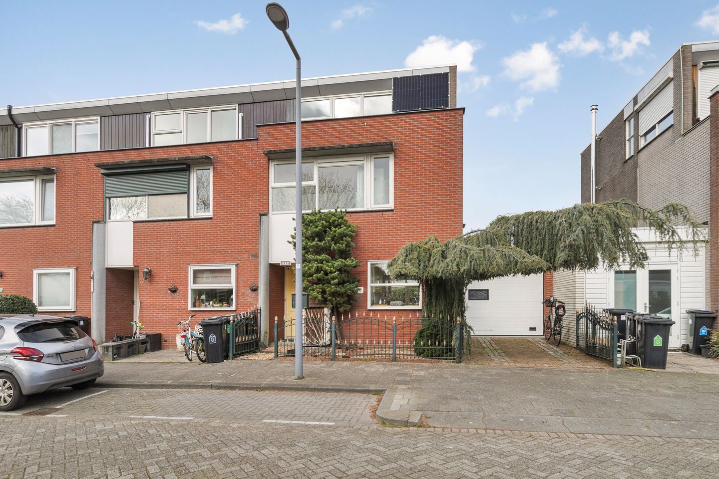 Foto 35 van IJsselmondselaan 203-A