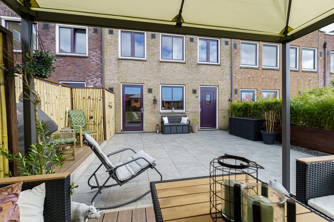 Foto 28 van Pikeur 12