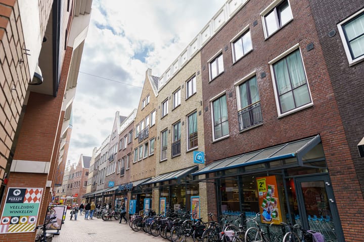 Foto 33 van Pikeur 12