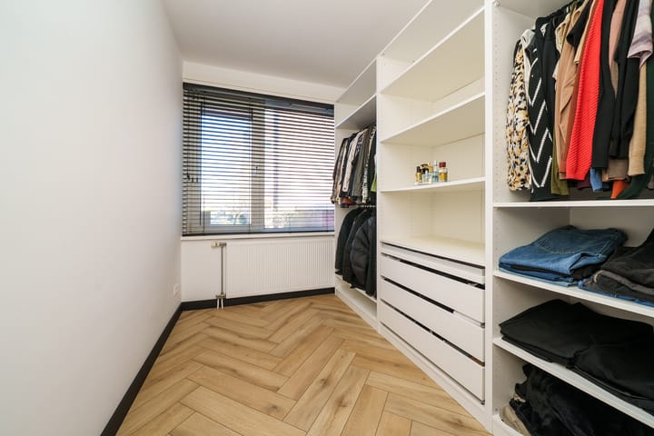 Foto 16 van Plotinusstraat 132