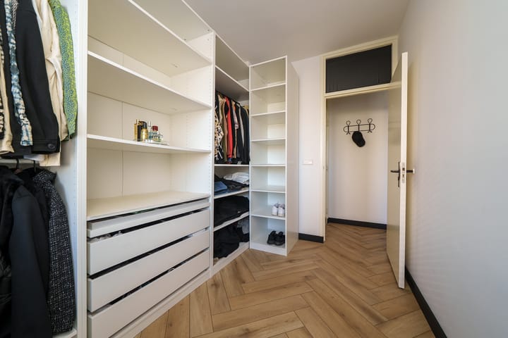 Foto 17 van Plotinusstraat 132