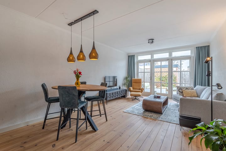 Foto 2 van Meeuwenlaan 7