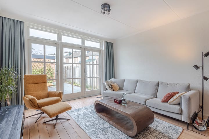 Foto 9 van Meeuwenlaan 7