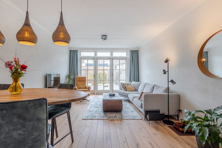 Foto 10 van Meeuwenlaan 7