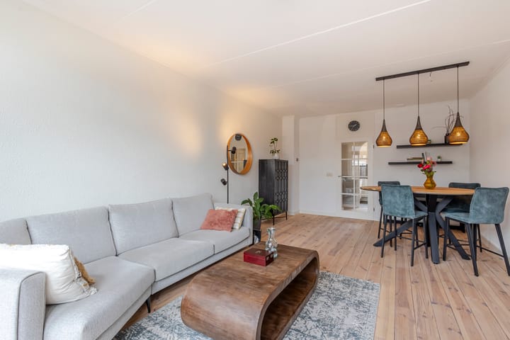 Foto 13 van Meeuwenlaan 7