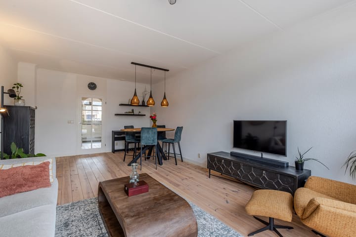 Foto 14 van Meeuwenlaan 7