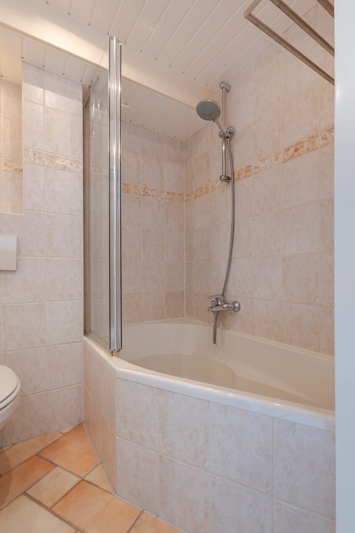 Foto 24 van Meeuwenlaan 7