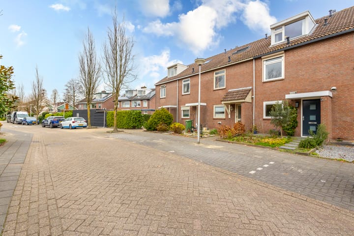 Foto 33 van Meeuwenlaan 7