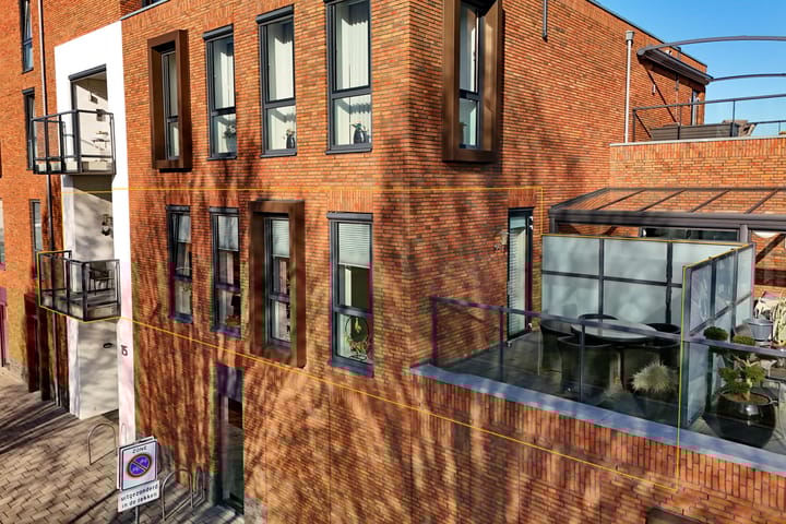 Foto 2 van Stationsdwarsweg 15-102