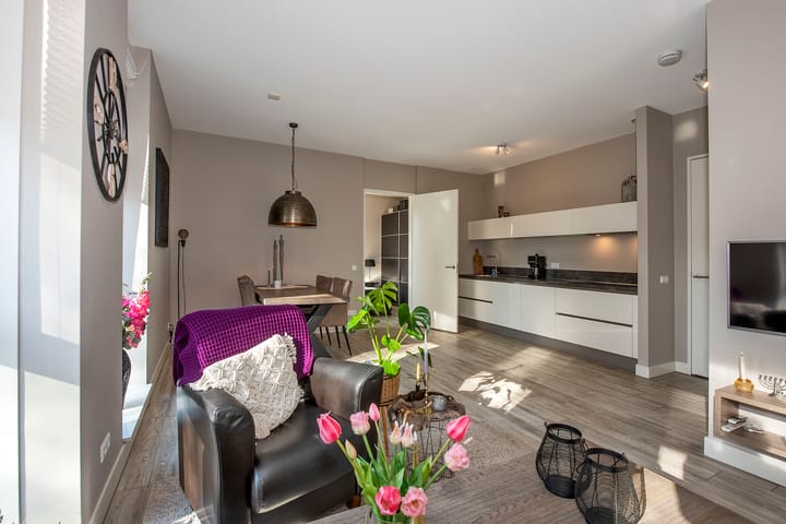 Foto 8 van Stationsdwarsweg 15-102