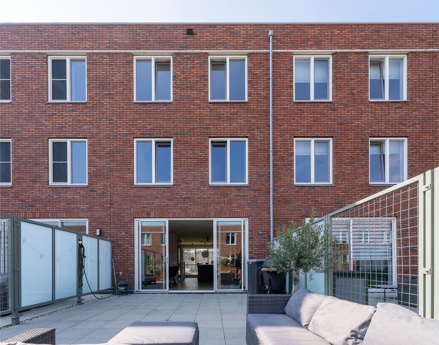 Photo 4 of Oranjeboomstraat 20-B