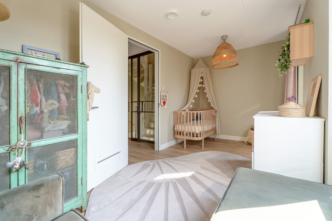Photo 41 of Oranjeboomstraat 20-B