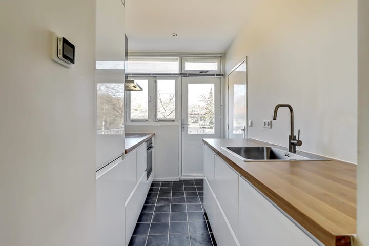 Foto 3 van Treublaan 17-B