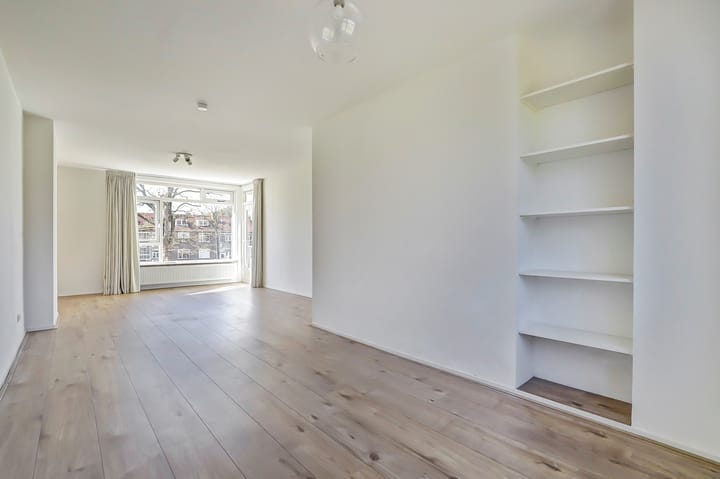 Foto 14 van Treublaan 17-B