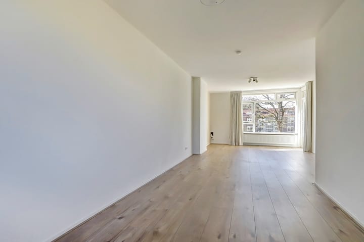 Foto 15 van Treublaan 17-B