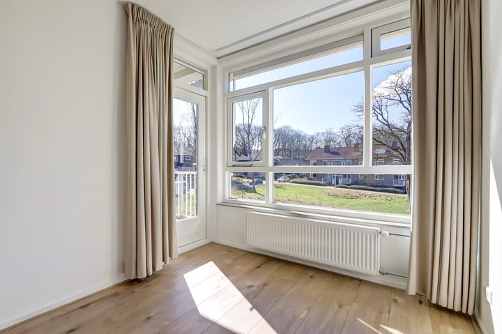 Foto 22 van Treublaan 17-B