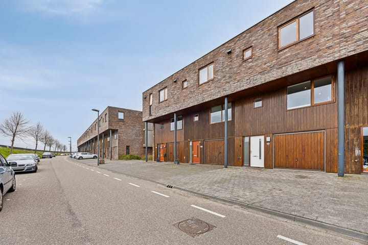 Photo 28 of Forel 368