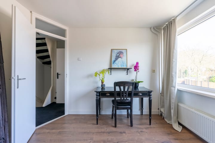 Foto 16 van Ambachtsherenweg 63