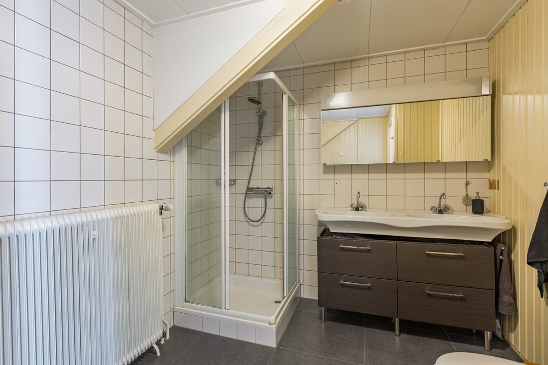 Photo 17 of Bredevoortsestraatweg 39-A