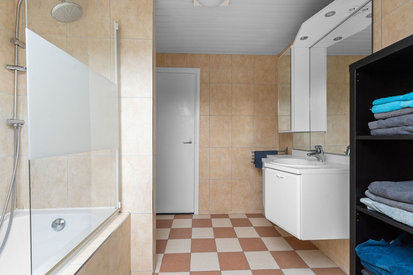 Photo 35 of Vogelplantsoen 153