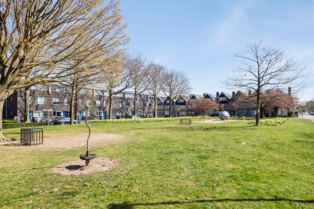 Foto 32 van van Ostadestraat 4