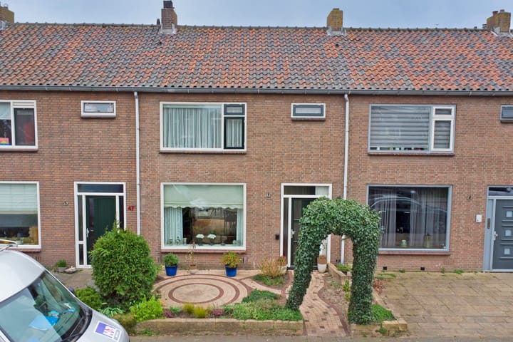 Foto 46 van Prins Bernhardstraat 49
