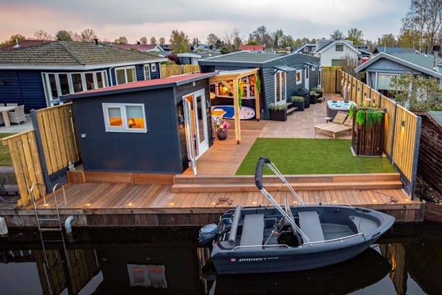 Photo 2 of Oud-Loosdrechtsedijk 113-C