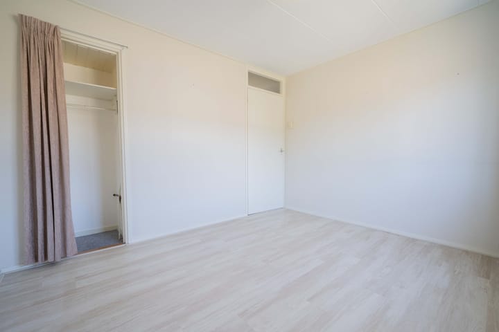 Photo 15 of Pieter Breughelstraat 9