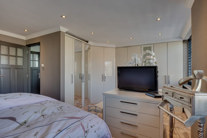 Foto 27 van Henri Dunantstraat 15