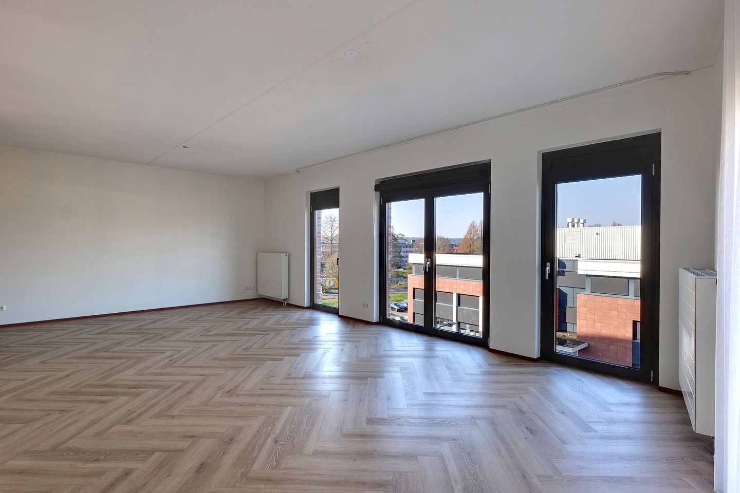 Foto 10 van Churchillplein 12