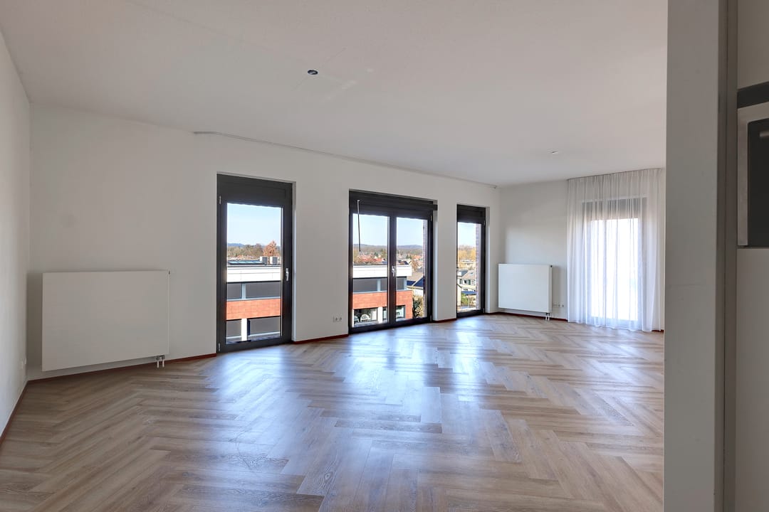 Foto 11 van Churchillplein 12