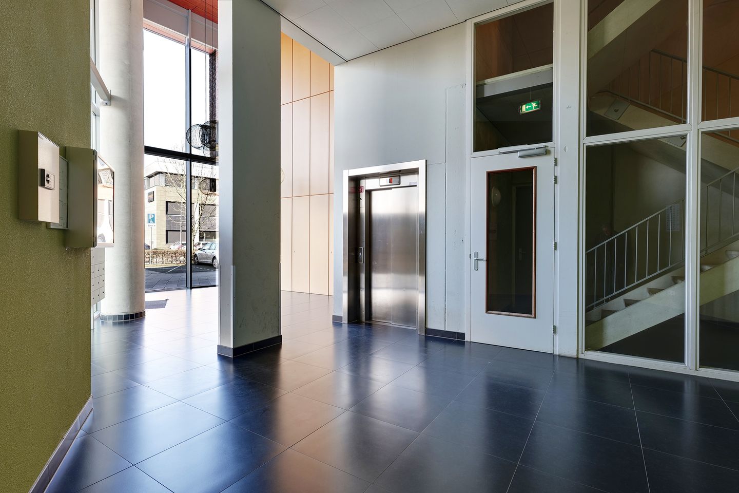 Foto 34 van Churchillplein 12