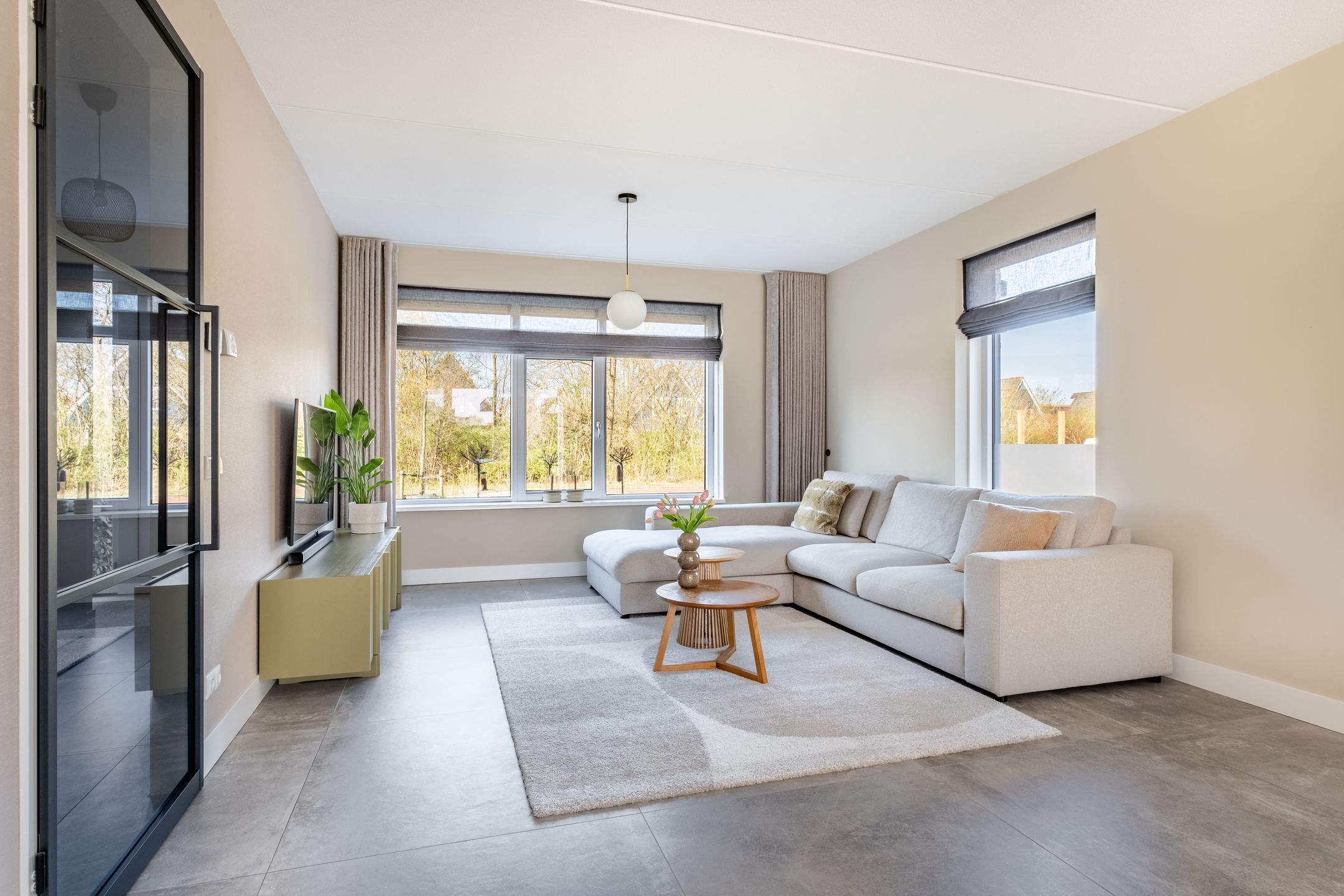 Foto 21 van Harinxma van Donialeane 16