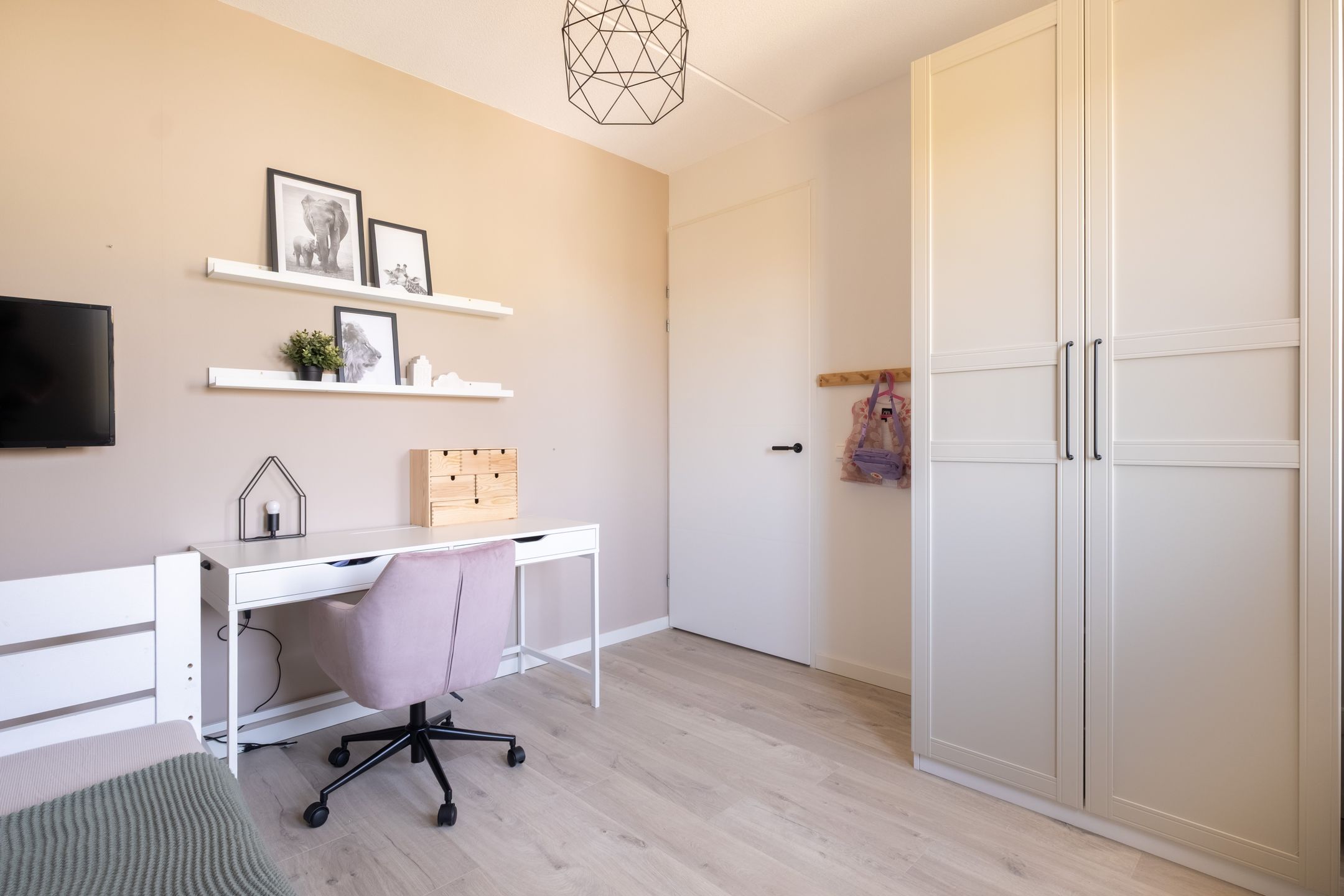 Foto 39 van Harinxma van Donialeane 16