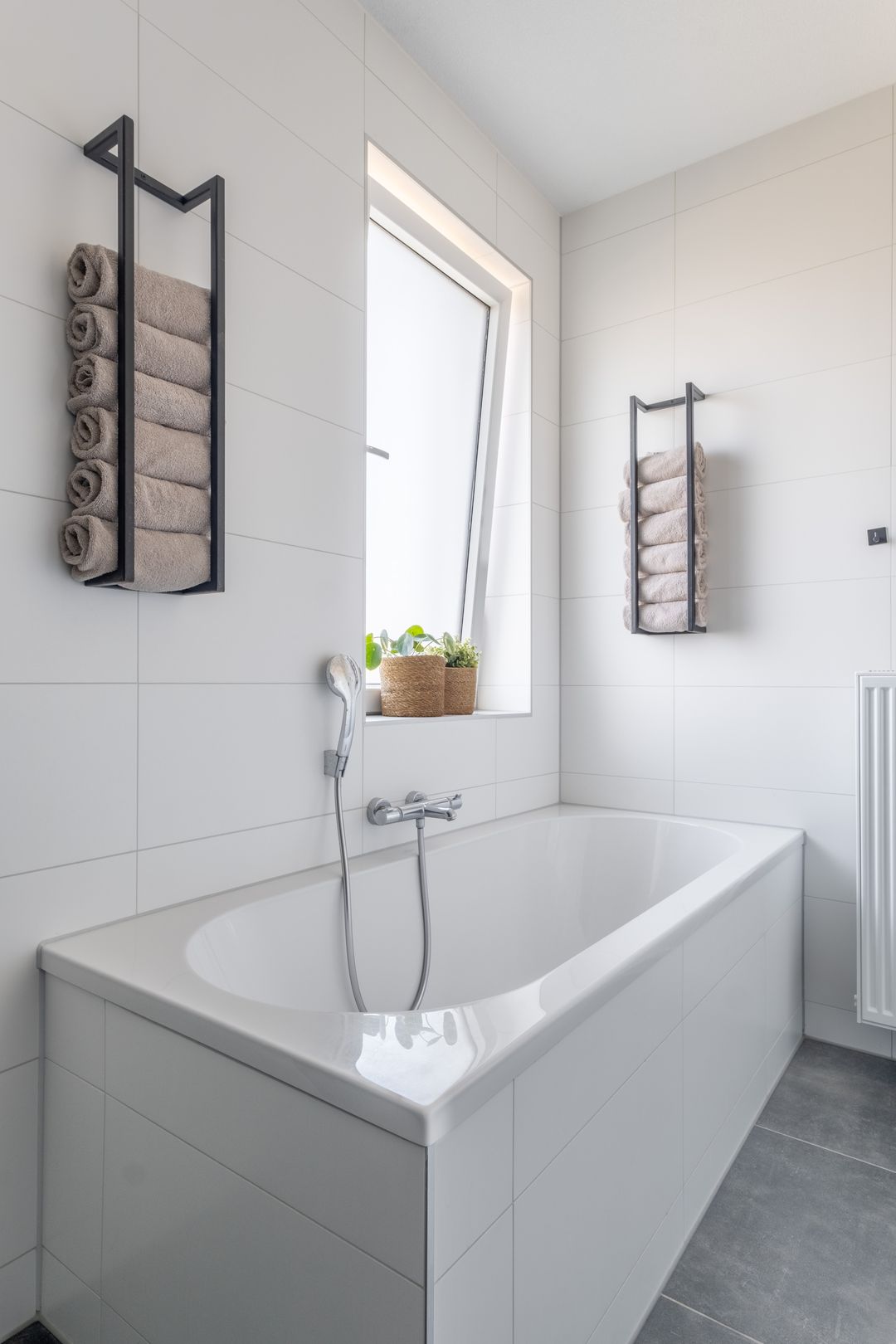 Foto 47 van Harinxma van Donialeane 16