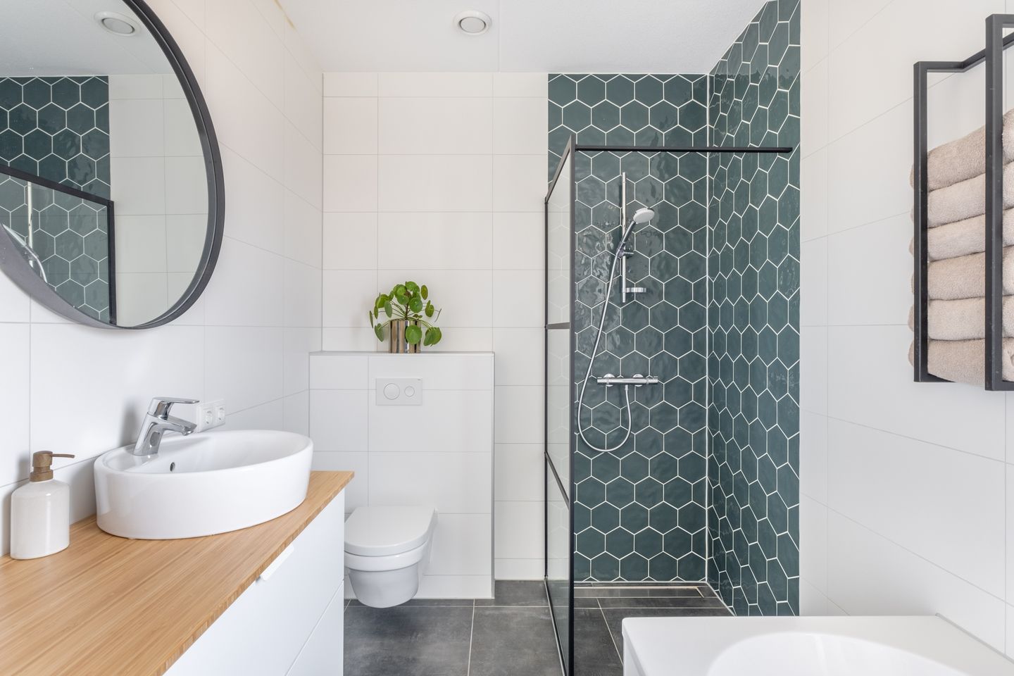 Foto 49 van Harinxma van Donialeane 16