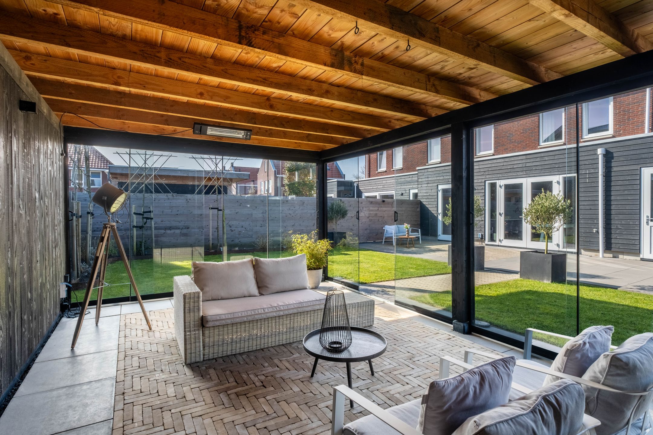 Foto 63 van Harinxma van Donialeane 16