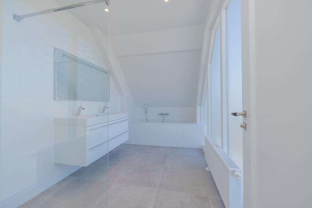 Foto 16 van Voorstraat 24-D