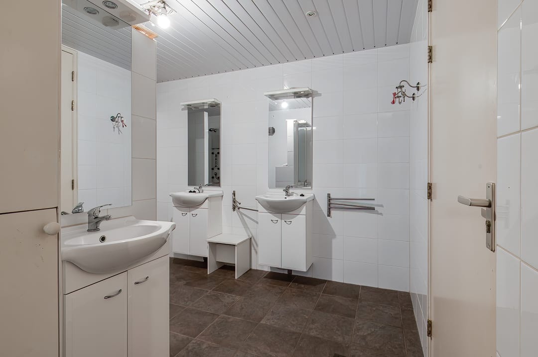 Photo 22 of Laageinde 23-A