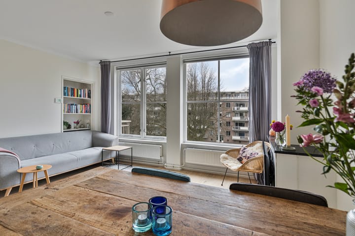 Foto 10 van Bernhardlaan 35-4A