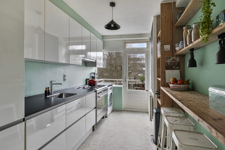 Foto 13 van Bernhardlaan 35-4A