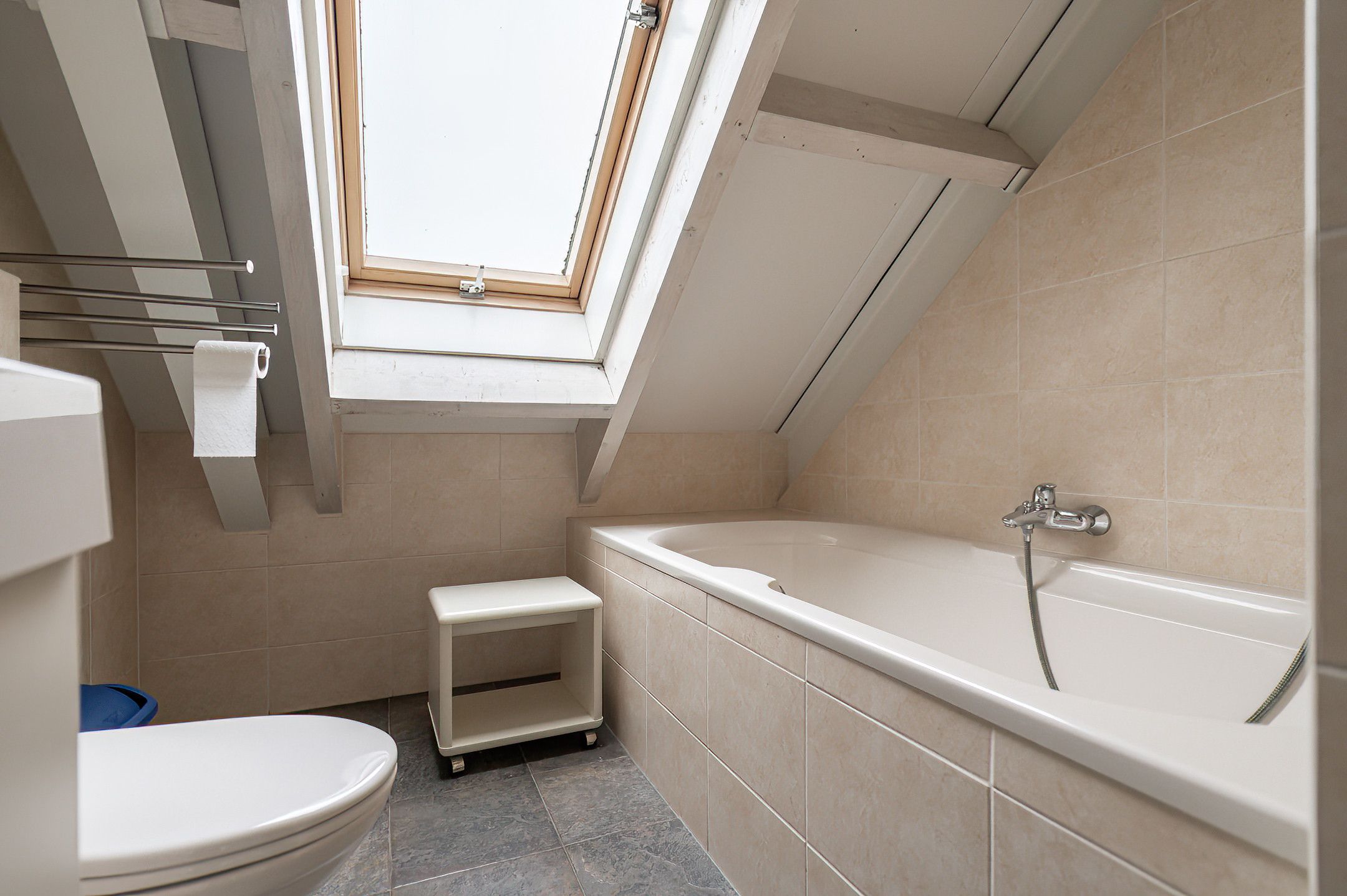 Photo 30 of Laageinde 23-A