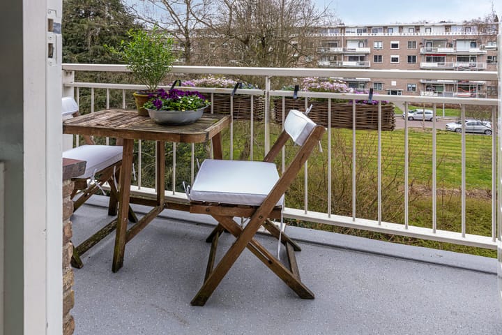 Foto 16 van Bernhardlaan 35-4A