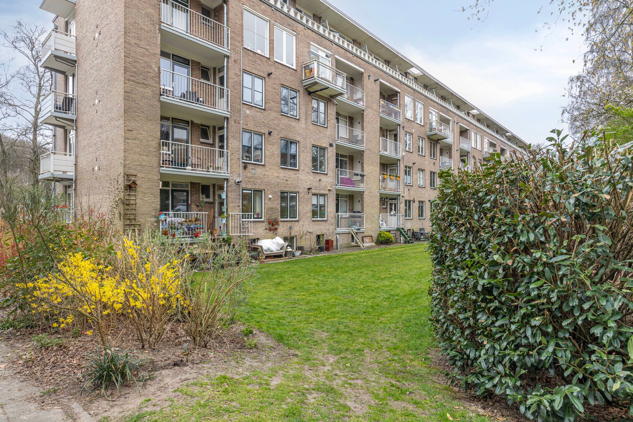 Foto 30 van Bernhardlaan 35-4A