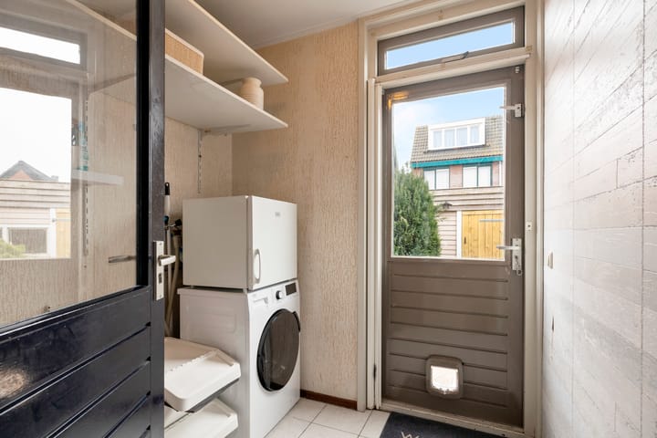 Foto 9 van 2e Emmadwarsstraat 13